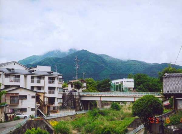 058秋山繁樹　浜井町富士橋.jpg