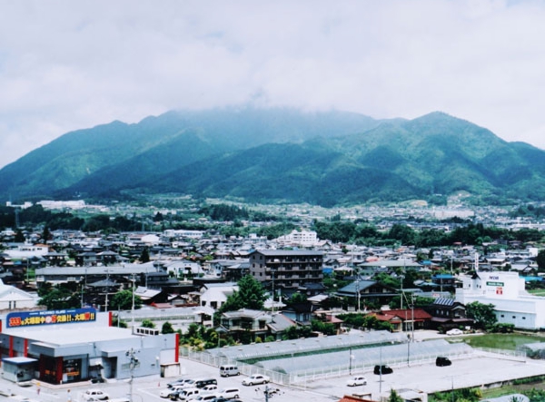 243坂本美帆　鼎 久米街道 長坂.jpg