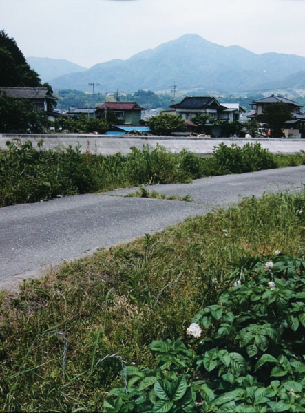 019飯島誠　役場職員駐車場.jpg