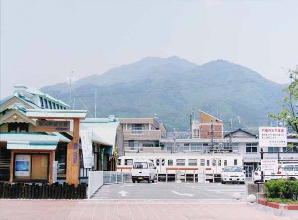 115水上節子　飯田駅.jpg