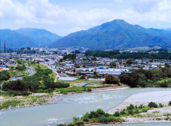 046中島一枝　喬木村.jpg