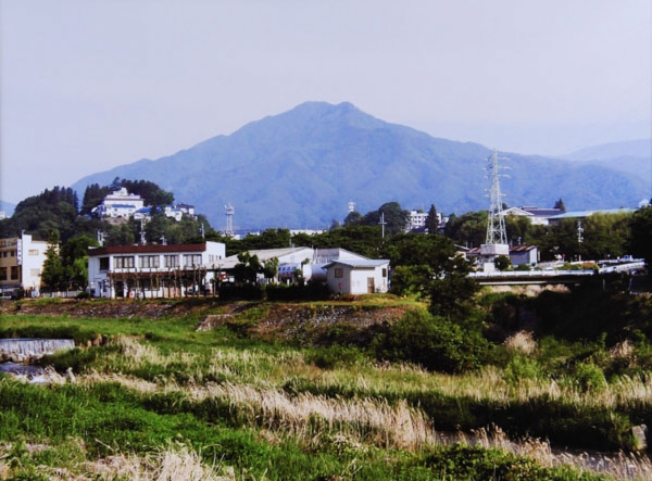 09-355福島由唯東鼎松川沿い.jpg