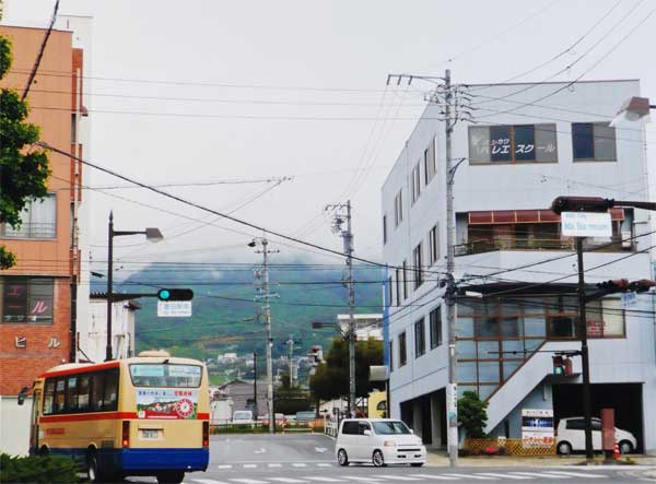 2011-064宮澤里美_通り町4飯.jpg