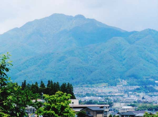 2012-171森博子_名古熊神社近.jpg