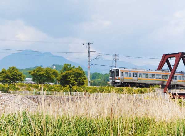 2012-241鈴木實_JR川路駅附近.jpg