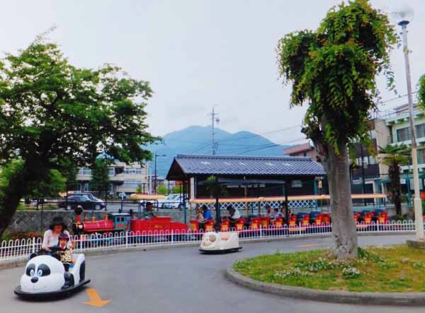 2013-059筒井文彦_扇町市立動物園.jpg