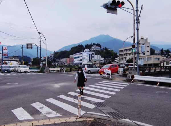 2013-082牧野睦_新飯田橋たもと.jpg