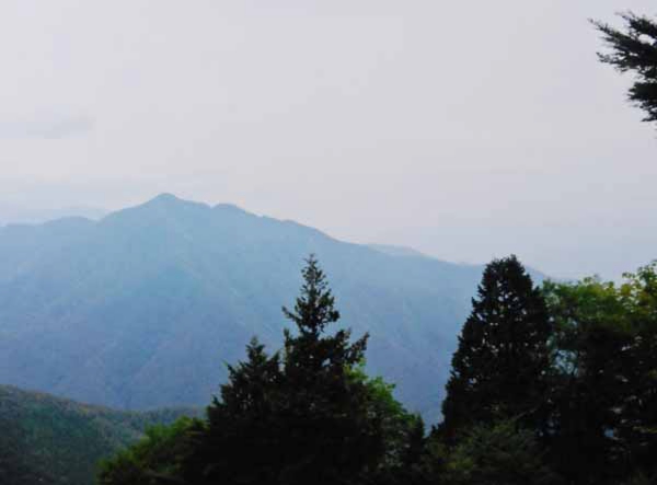 2013-185藤野貴司_笠松山.jpg