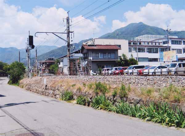 2015-041岩原さち子桜町駅西側.jpg