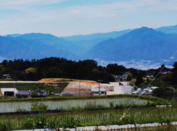 2016-104島岡敏夫 三遠南信飯田東インター予定地付近.jpg