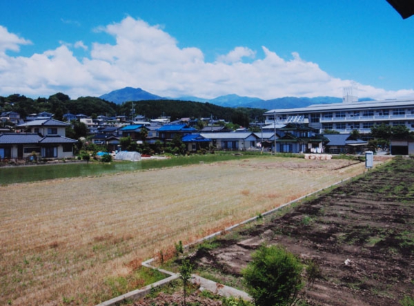 2018-096木下徳康_毛賀緑が丘中学校南側.jpg